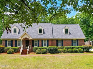 329 Creekview Dr, Hampstead, NC 28443