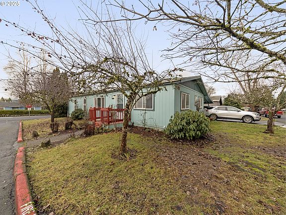 4th image of 32025 NW Meadow Dr