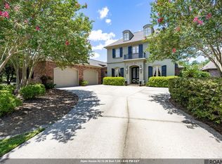 19027 Spyglass Hill Dr, Baton Rouge, LA 70809