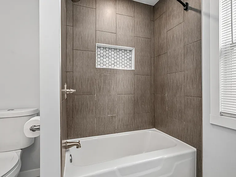 3900 Sheridan Ave S #1 — Photo 16
