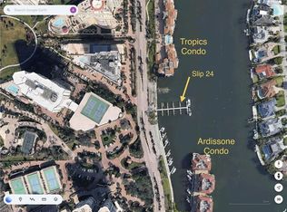 4450 Gulf Shore Blvd N, Naples, FL 34103
