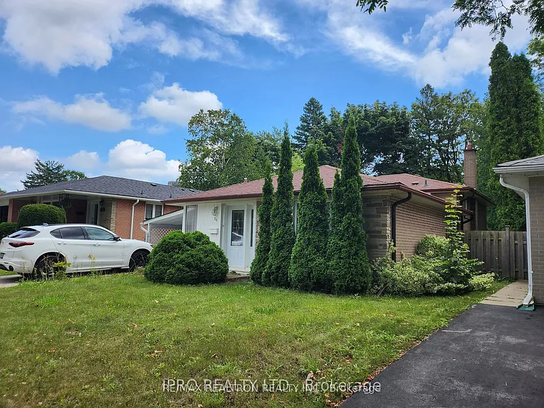 16 Cresthaven Dr — Photo 3