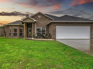 245 Chuckwagon, Livingston, TX 77351