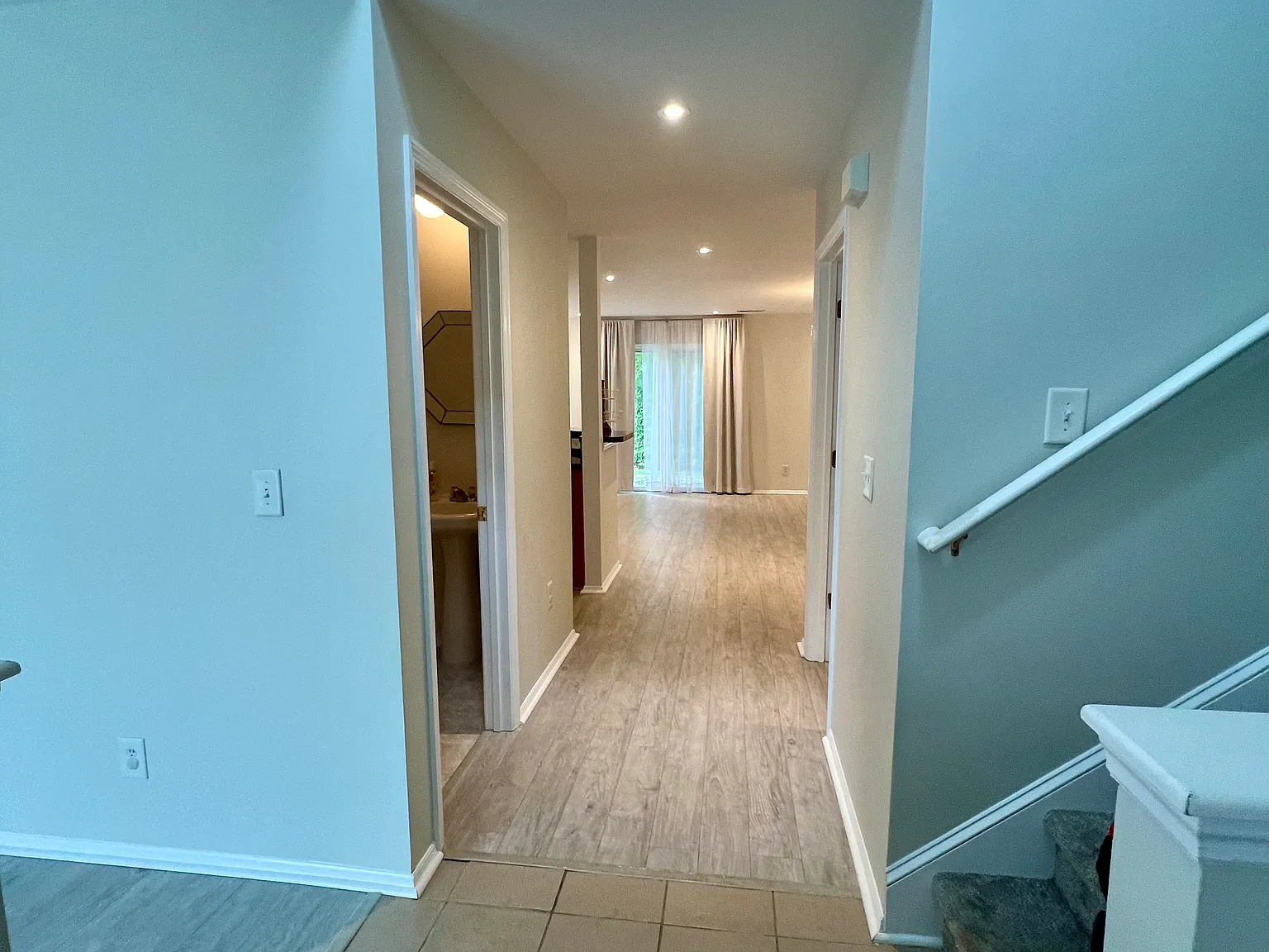 930 Willow Bend Dr — Photo 3