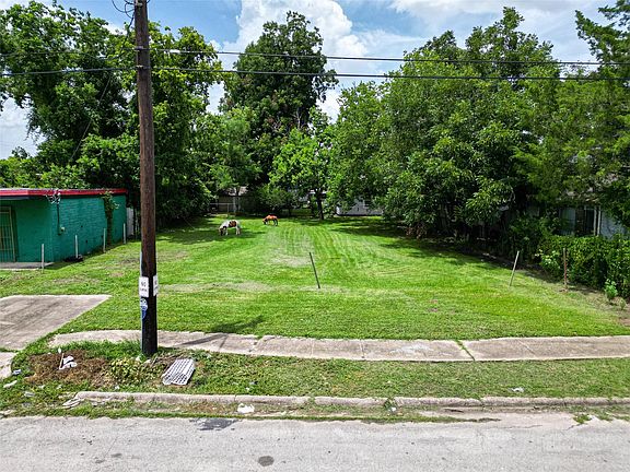 3rd image of 5507 Perkins St