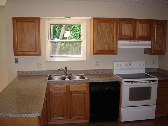 5.	Great view out of the window over the sink!