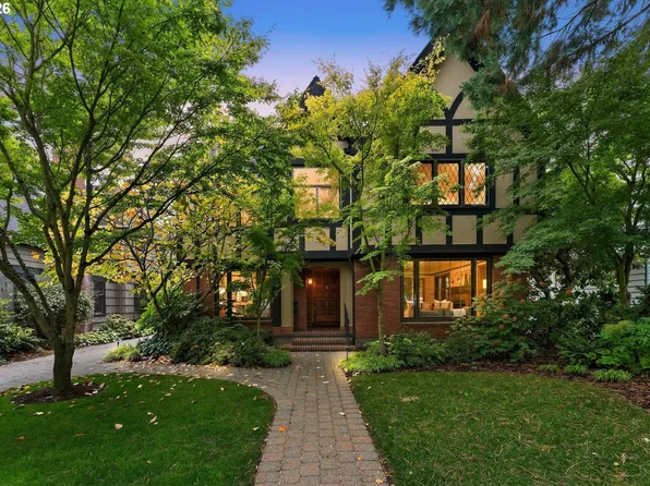 3230 NE Us Grant Pl, Portland, OR 97212