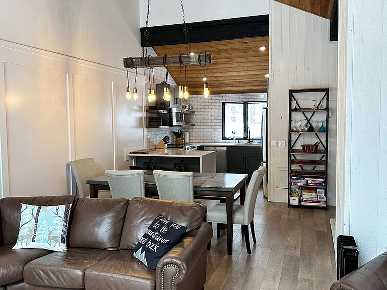 3005 Meridian Blvd #2 — Photo 6