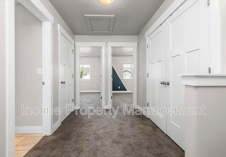 626 N Preserve Dr — Photo 19