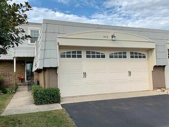 1st image of 642 Burgundy Ct Unit E