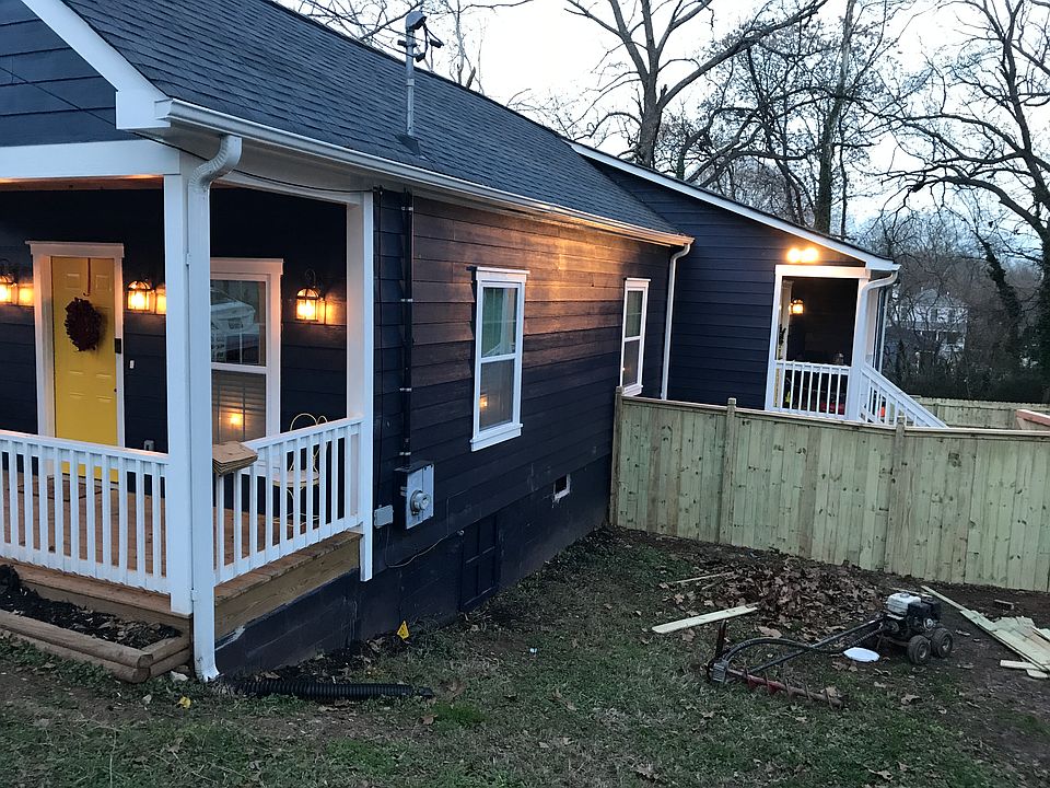 2nd image of 960 Hobson St SW