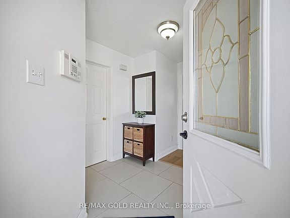 5th image of 66 Cheviot Cres