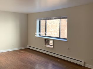 5851 N Winthrop Ave APT 405, Chicago, IL 60660