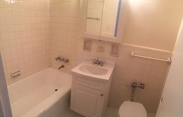 Rented by Smart NY Realty LLC | media 2