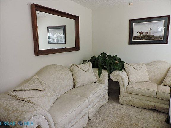 4th image of 9155 Marlfield Rd