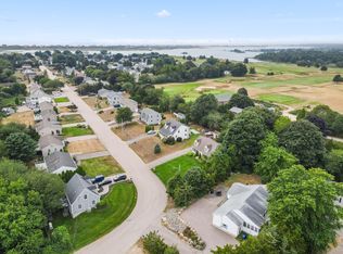 40 Charlene Ave, Westerly, RI 02891
