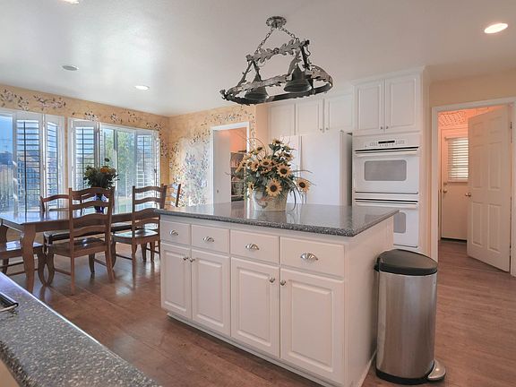 5th image of 28655 Deer Springs Dr