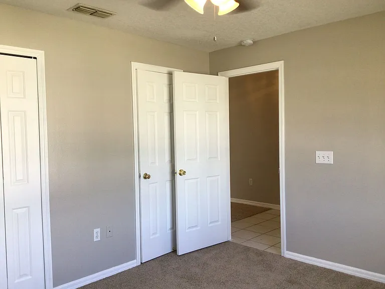 509 Hillcrest Dr — Photo 11