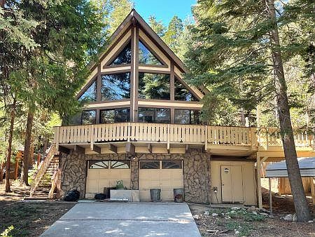 1st image of 26575 Lake Forest Dr