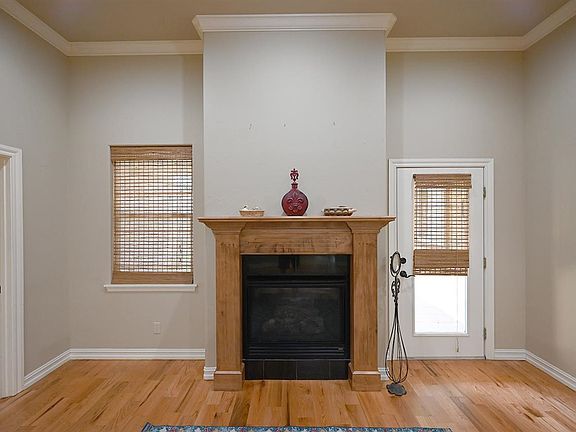 3rd image of 3129 N Madison Ct