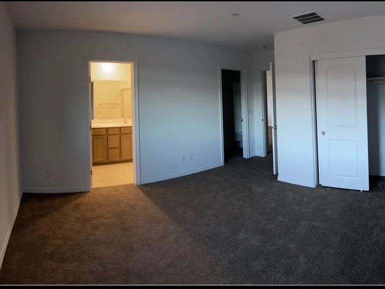 380 Rosefinch St — Photo 9
