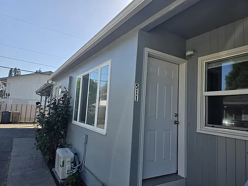 511 SE K St Photo 1