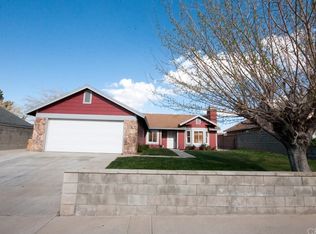 37034 Calle Grande, Palmdale, CA 93550