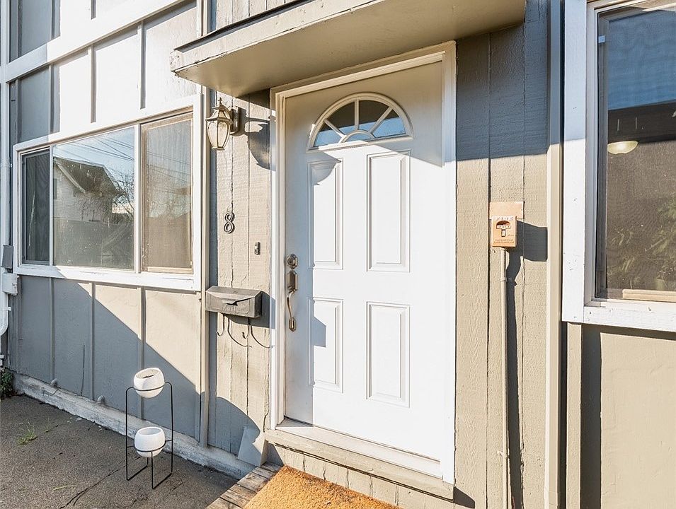 Lovely private end unit with patio space and opportunity for small garden