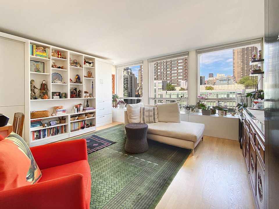 1st image of 300 E 33rd St APT 11E