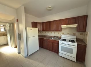 834 S 14th St #2, Newark, NJ 07108