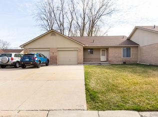 19236 Angela Ct, Roseville, MI 48066