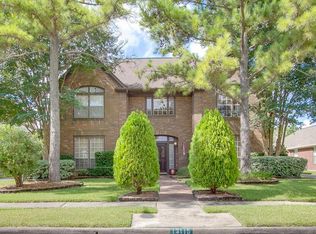13115 Walnut Lake Rd, Houston, TX 77065