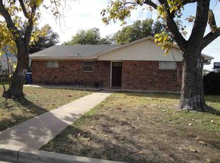 249 Sunnydale Dr, Hewitt, TX 76643