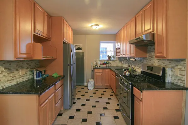 Rented by Horowitz Real Estate | media 24