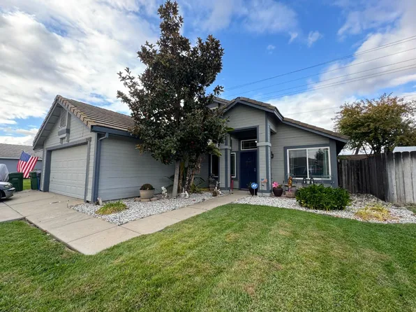 1245 Bentwood Dr, Galt, CA 95632