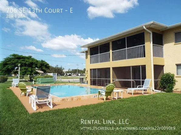 706 SE 13th Ct APT E, Cape Coral, FL 33990