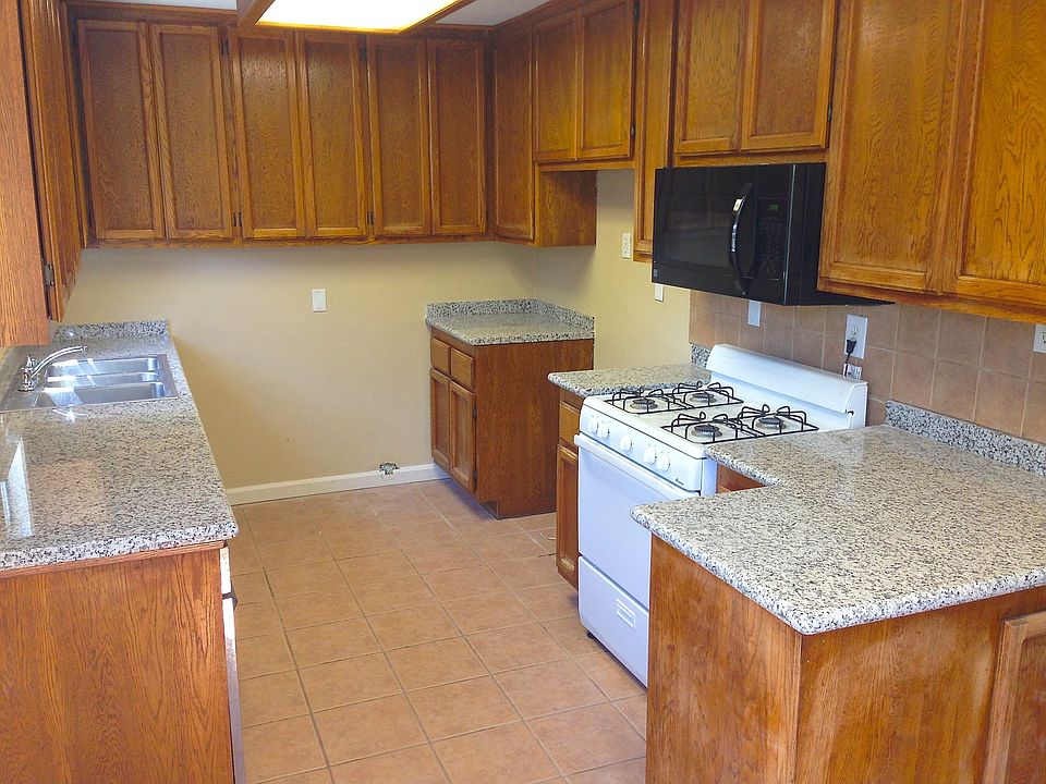 1st image of 1619 Mullender Ave