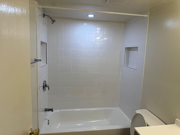 4th image of 2680 Park Windsor Dr APT 509