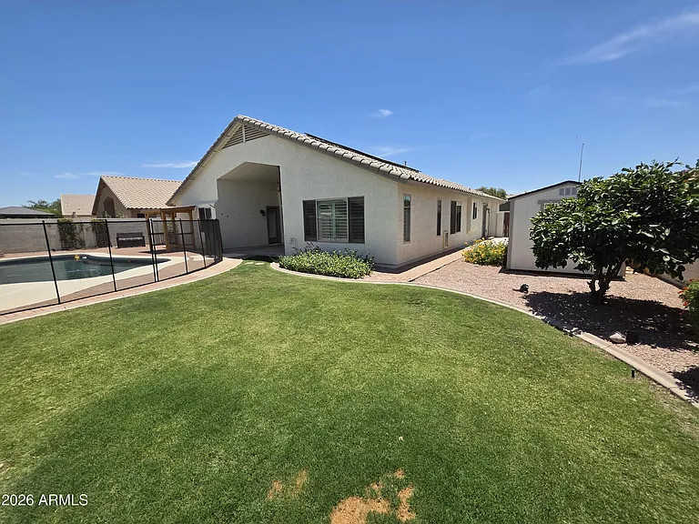 2442 E Nathan Way — Photo 3