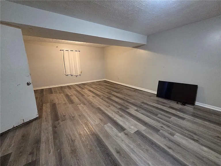 5034 Cherokee Ct — Photo 11