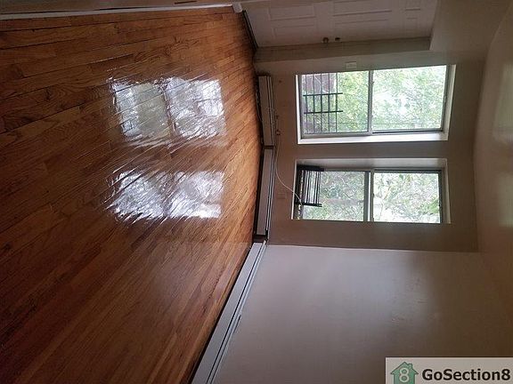 5th image of 1498 Vyse Ave APT 2