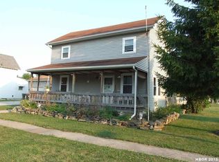 261 Sycamore St, Fostoria, OH 44830