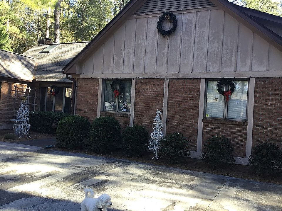 2 Pine Orchard LANE