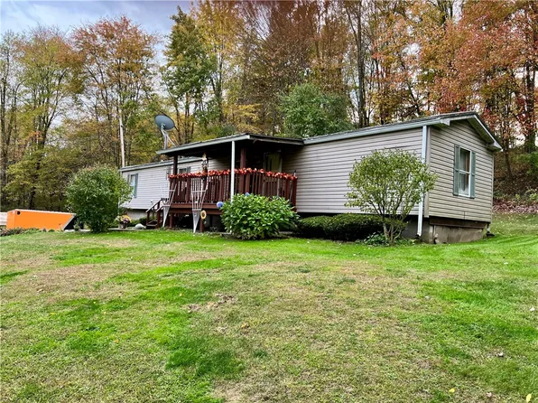 255 Victory Rd, Saxonburg, PA 16056