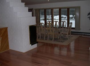 5 Radcliffe Rd, Beverly, MA 01915