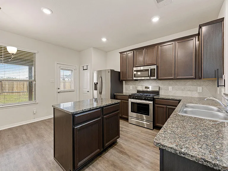 15837 Roberto Clemente Ct — Photo 18