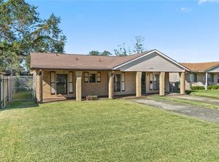 1724 Family Ct, Marrero, LA 70072