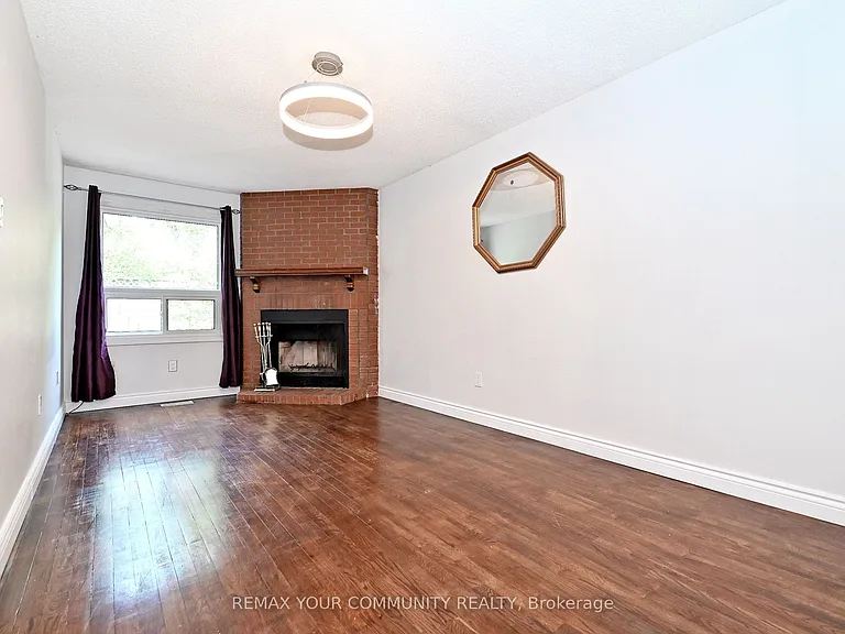 35 Dakin Dr — Photo 20