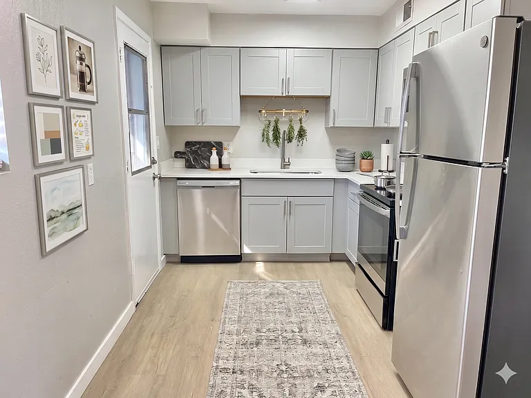 Turney Place — Photo 4