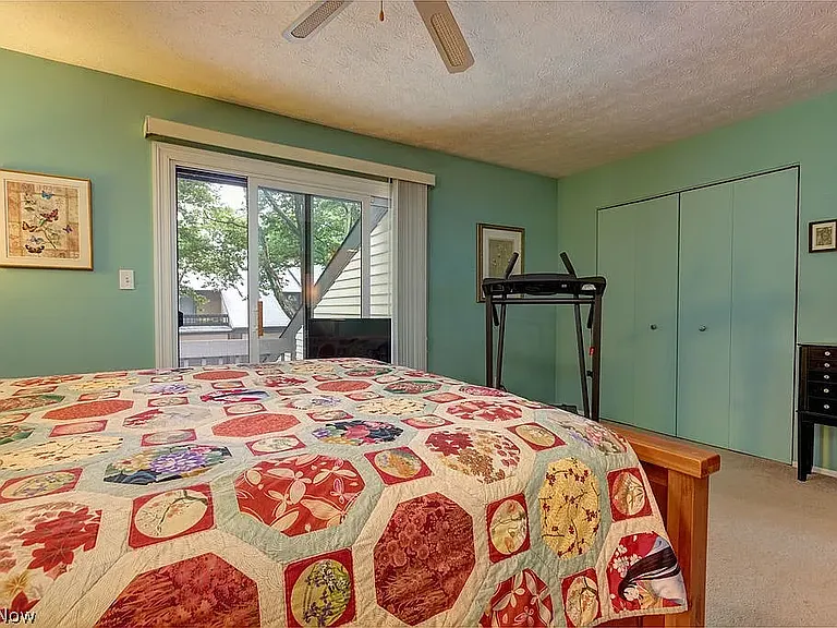 4458 Habersham Ln N #223 — Photo 17